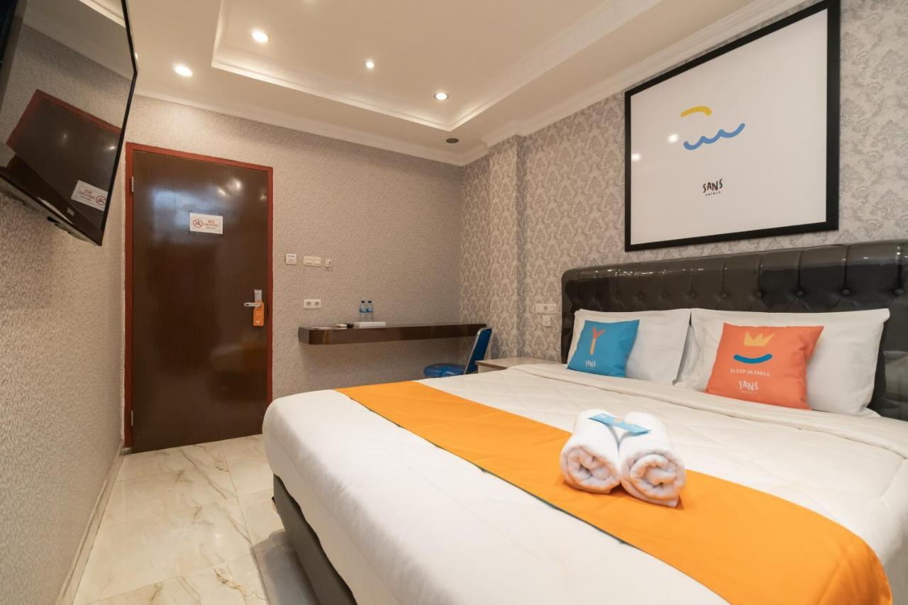 Sans Hotel Beauty Palembang Exterior photo